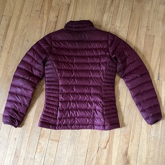 Women’s Patagonia Down Sweater, Aubergine, Size XS - Picture 2 of 3
